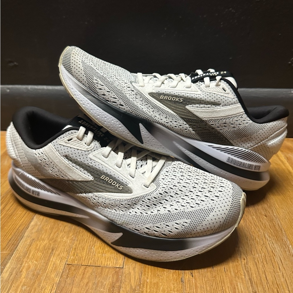 Brooks Adrenaline GTS 24
